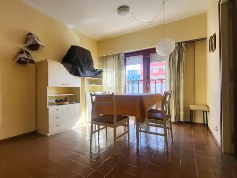 VENTA DEPARTAMENTO 2 AMB. MAS DEPENDENCIA MIRAMAR