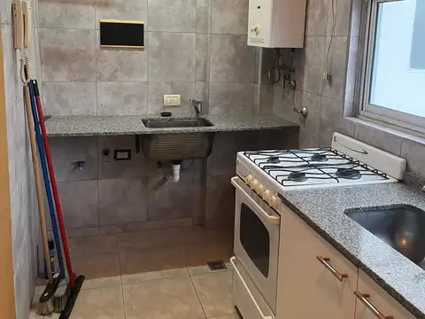 Departamento en Alquiler en Floresta, $ 550.000