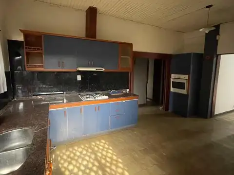 Casa americana a la venta en Merlo centro