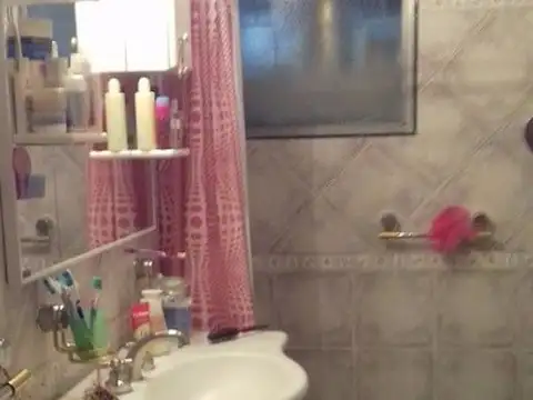 MUY BUEN CHALET EN BUENA ZONA DE HURLINGHAM