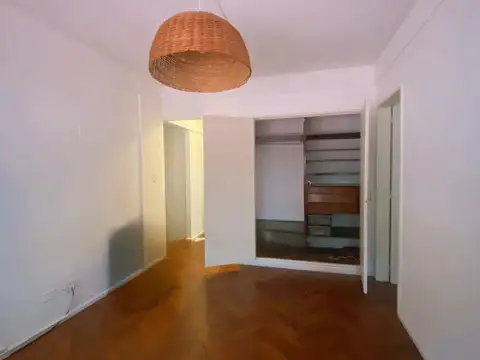 Libertad  al 900