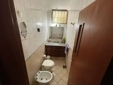 CASA 3 DORMIS VENTA Y PERMUTA COCHERA B PARQUE