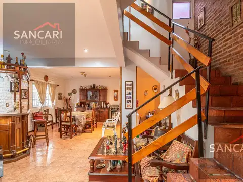 Casa en Venta de 5 dormitorios