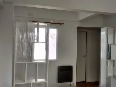 Dueño alquila luminoso monoambiente en Recoleta