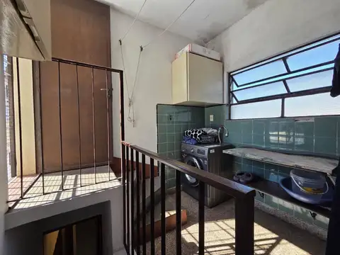 Depto Tipo Casa en Venta 50 años