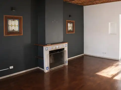 Depto Tipo Casa 3 ambientes con 2 baños