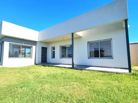 Casa a estrenar en Ringuelet