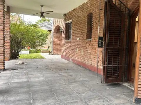 Casa en Venta en Los Quinchos Country Club, USD 155.000