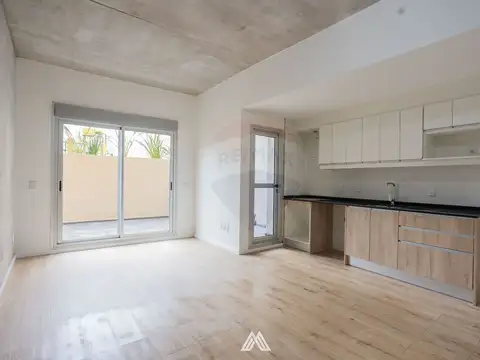 VENTA APTO 3 DORM 2 BAÑOS PATIO CORDÓN RENTA 6,3%