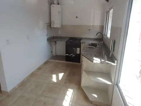 Departamento de 3 amb. amplios con Balcon al Frente