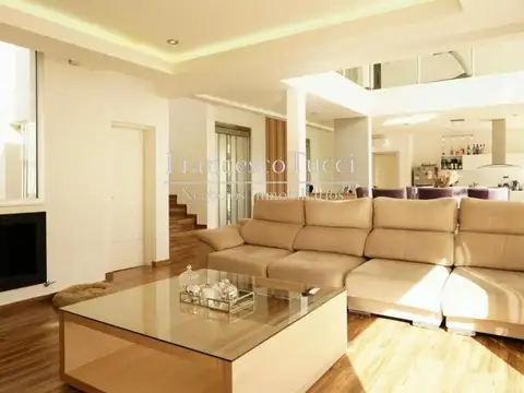 Casa en Alquiler de 4 dormitorios