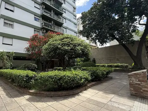 Av Centenera 300