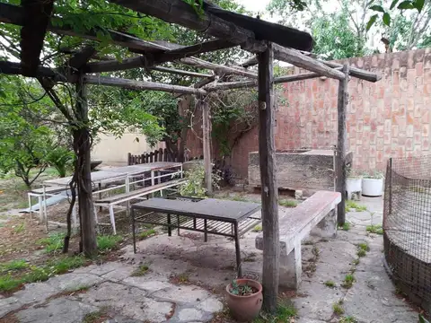 VENTA CASA PARQUE CAPITAL GRAN TERRENO RUTA 20