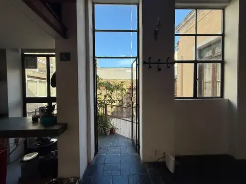 Increible Loft Reciclado de 53m2 - Venezuela 2700 - Balvanera