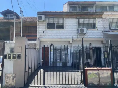 VENTA DÚPLEX 3 AMBIENTES EN OLIVOS