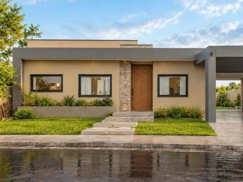 Casa en venta Bº Privado La Quebrada - Lujan