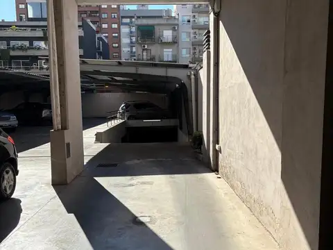 COCHERA CUBIERTA EN SUB SUELO