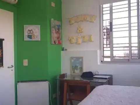 Depto Tipo Casa en Venta en Villa General Mitre, USD 215.000
