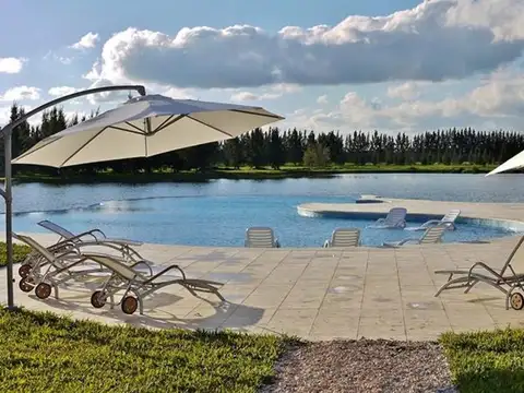 Terreno en Venta de 1696,0 m2