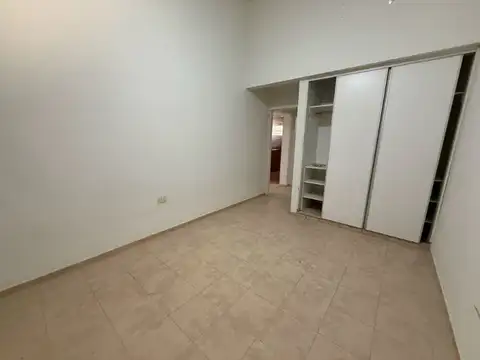 Casa en venta de 3 dormitorios- Barrio Arguello