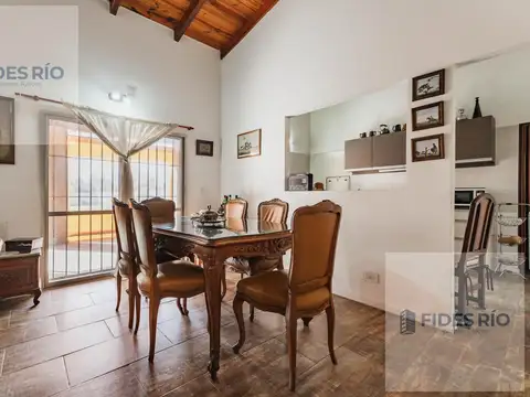 Casa 4 ambientes con 1 baño