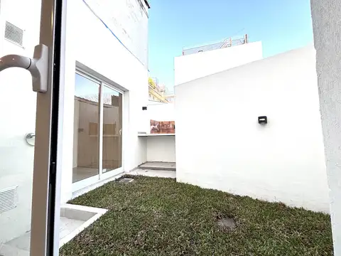 Depto Tipo Casa 3 ambientes con 1 baño