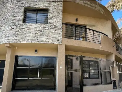 Duplex 4 ambientes Ituzaingo Norte