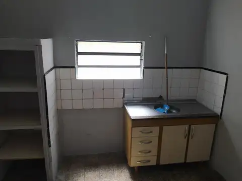 Casa en Alquiler en Capitán Bermudez, $ 400.000