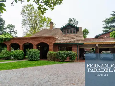 Casa en venta - Parque Leloir