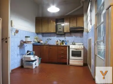 Depto Tipo Casa en Venta 50 años