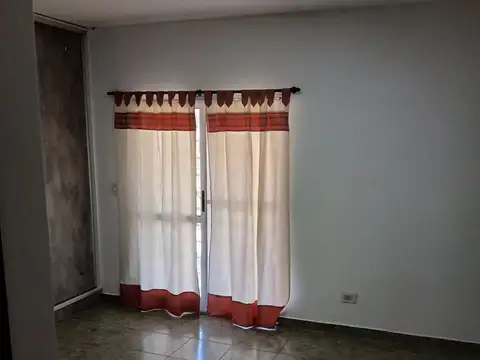 JUANA AZURDUY 3400