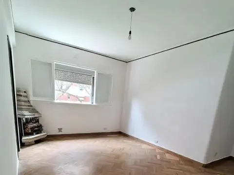 VENTA DEPARTAMENTO 4 AMBIENTES MUY LUMINOSO