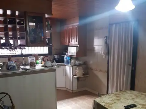 Casa en Venta en Villa Luzuriaga, USD 220.000