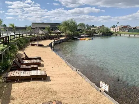 Terreno en Venta de 689,0 m2