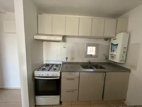 Departamento en Alquiler con 1 cochera