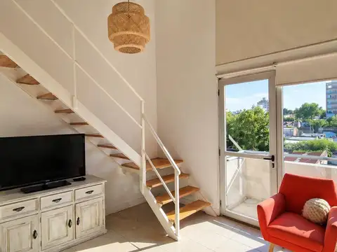 Departamento 2 ambientes en dúplex con cochera doble Quilmes