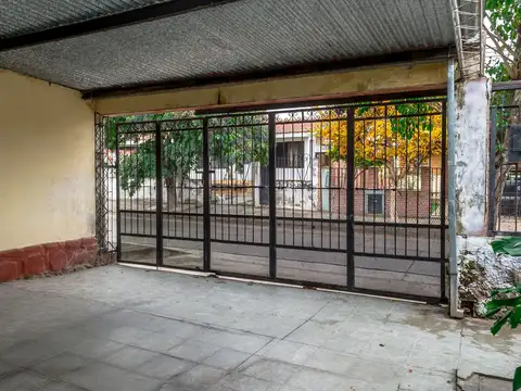 B° Castañares. Zona Norte. Los Blancos 100
