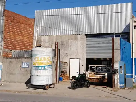 Galpon en Venta en Ituzaingo, USD 360.000