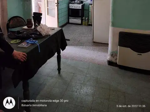 Casa 3 ambientes con 1 baño