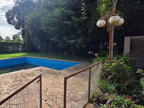 Importante casa en venta. Ranelagh, Berazategui