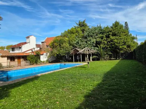 Importante casa en venta. Ranelagh, Berazategui