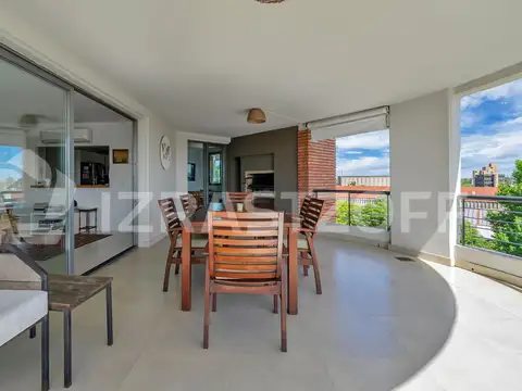 Departamento en Venta con 2 cocheras