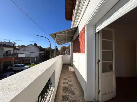 Depto Tipo Casa en Venta en Lanus Oeste, USD 55.000
