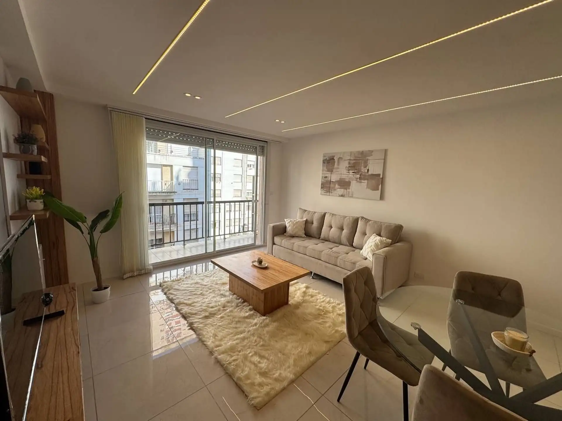 3 AMBIENTES AL FRENTE CON BALCON - ZONA CENTRO