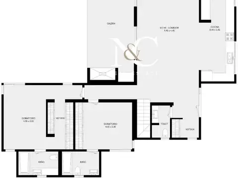Casa 5 ambientes con 4 baños