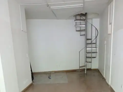 Local en Alquiler en Floresta, $ 800.000