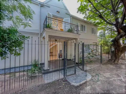 Av. de los inmigrantes  al 1200