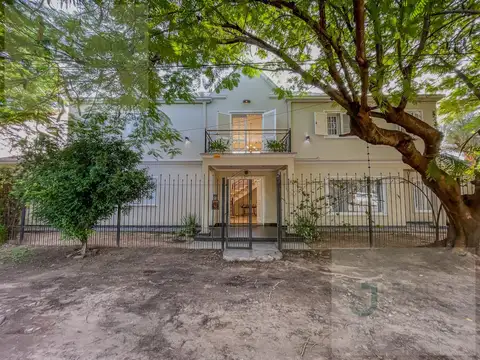 Hermosa casa estilo clásica en VENTA