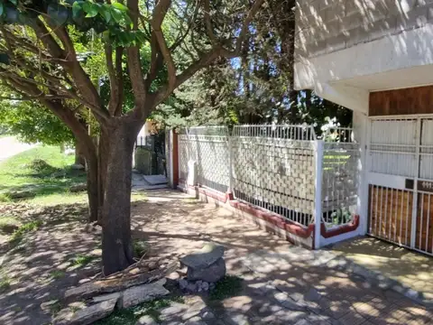 Casa de 3 Ambientes APTO CREDITO Jardín Y Terraza