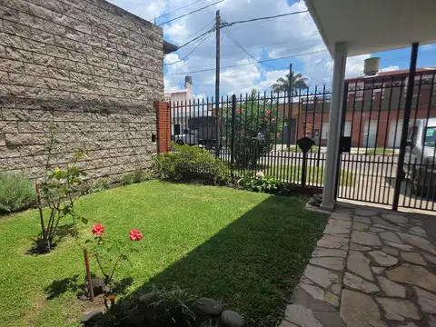 Casa en Venta en Remedios de Escalada, USD 160.000
